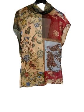 ZARA Floral Sheer Blouse in Beige, Pink and Green Size M.